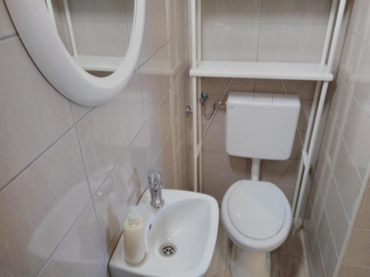 Apartment Dado